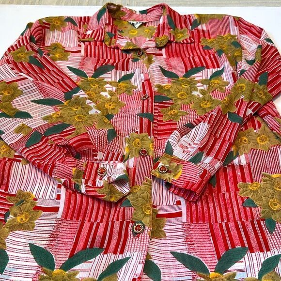 Chloe women’s long sleeve button up top. No size tag. Please see measurements - Picture 10 of 11